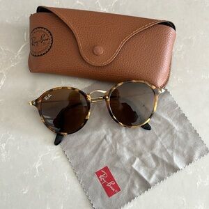 Ray-Ban RB2447 Round Fleck